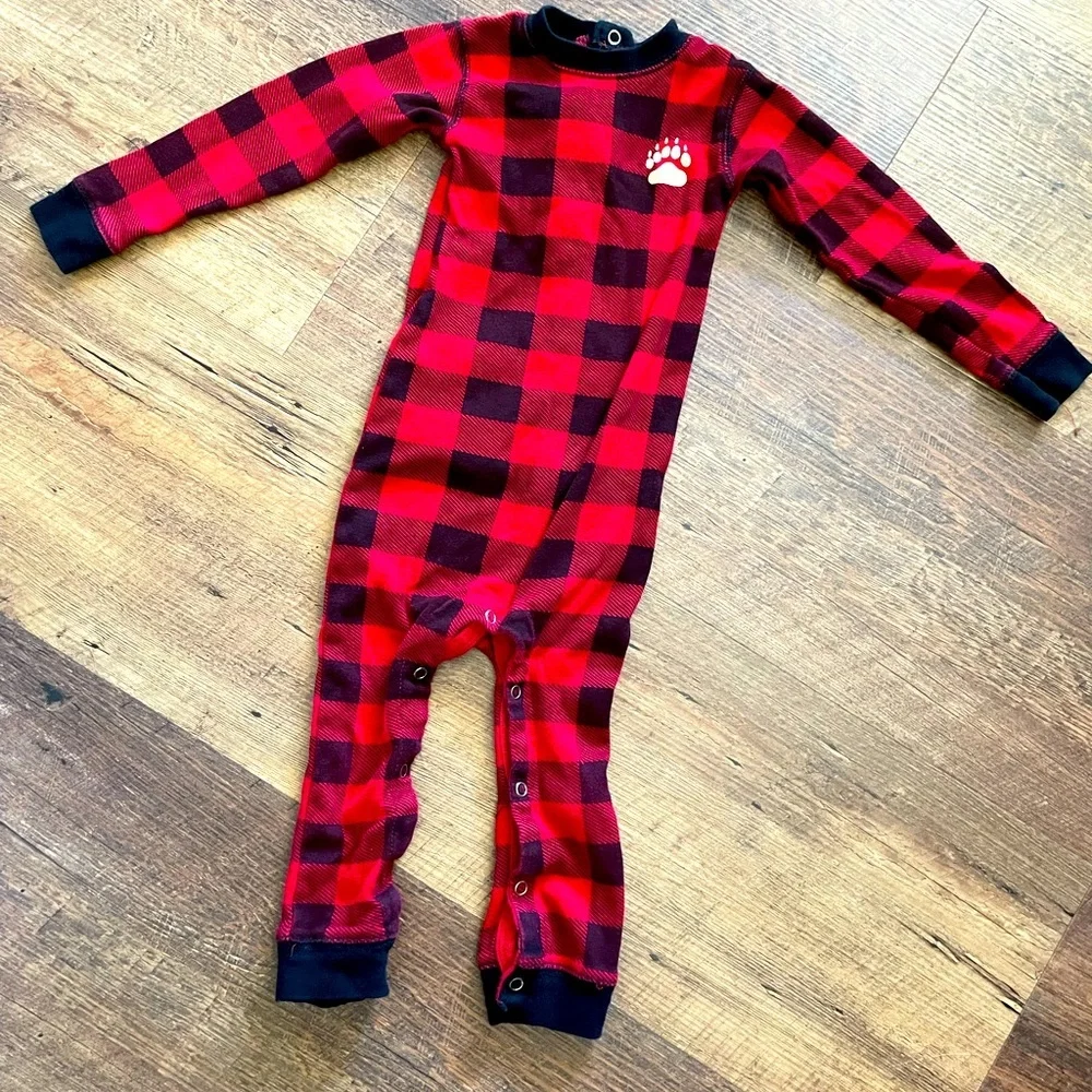 FlapJacks Baby 18M Red Black Buffalo Plaid Christmas One Piece Pajamas Bodysuit